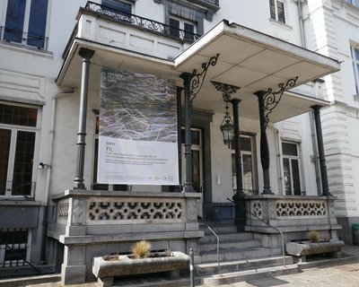 Fil Maison des arts colonne soignée par Maren Dubnick.jpg