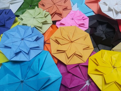 lotus rouge origami 2