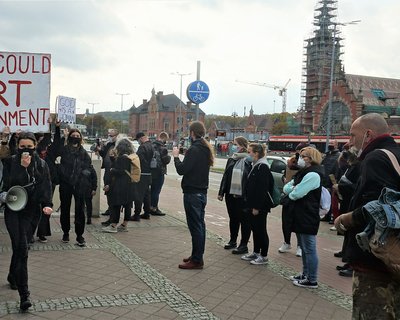 Lukasz_Katlewa_Protest_in_Gdansk_against_Poland's_new_abortion_laws_24.10.2020