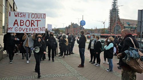 Lukasz_Katlewa_Protest_in_Gdansk_against_Poland's_new_abortion_laws_24.10.2020