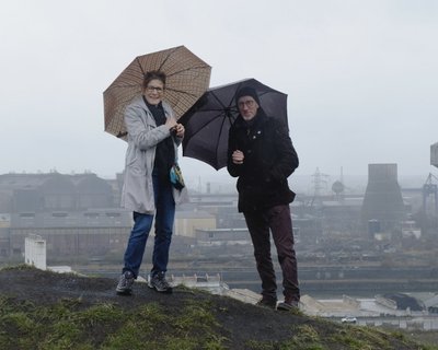 Micheline Dufert et Francis Pourcel sur le terril de St Théodore Est