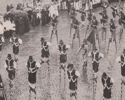 Namur - les échasseurs en 1936