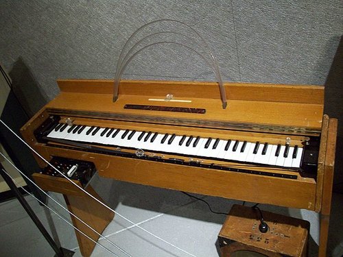 Ondes_Martenot_(1960).jpg