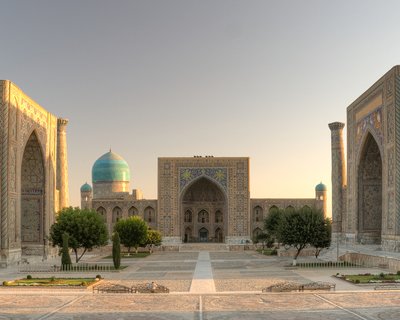 Registan Square Samarkand.jpg