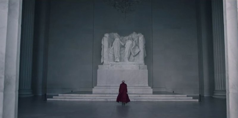 "The Handmaid&#x27;s Tale" - capture1