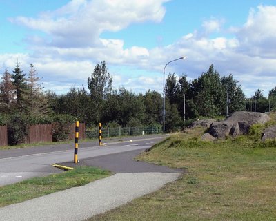 pierre aux elfes à Kópavogur près de Álfholsvegur - photo Christain Bickel (creative commons)